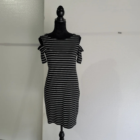 WHITE HOUSE BLACK MARKET WHBM Cold Shoulder Stripe Jersey Knit Shift Dress sz S - Picture 6 of 15